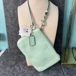 Coach Corner Zip wristlet NWT